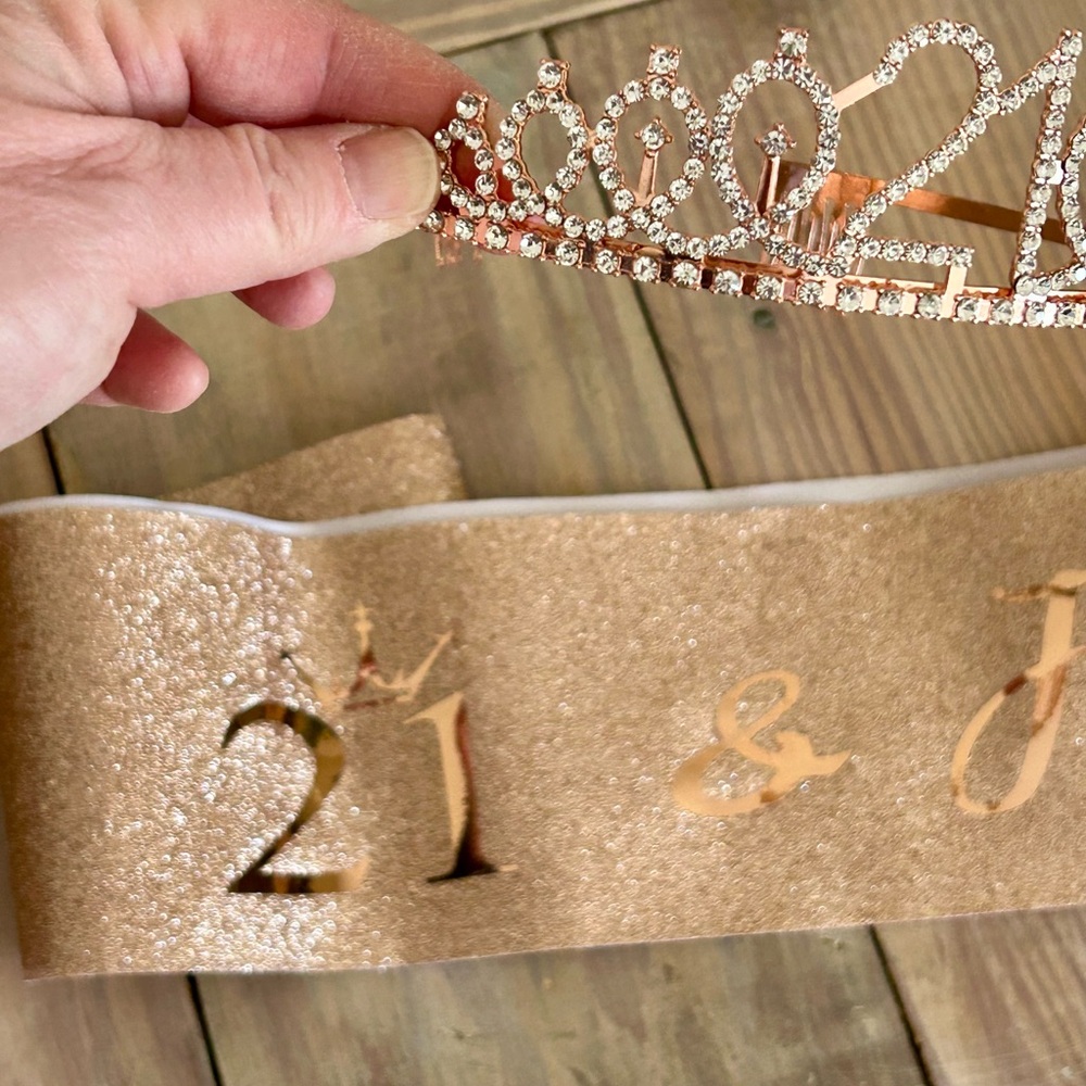 Rose Gold 21 & Fabulous Sash and Tiara Set 🆕